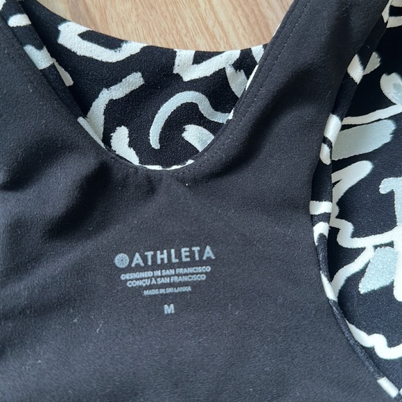 NWOT Athleta Conscious Crop D-DD - Picture 5 of 5
